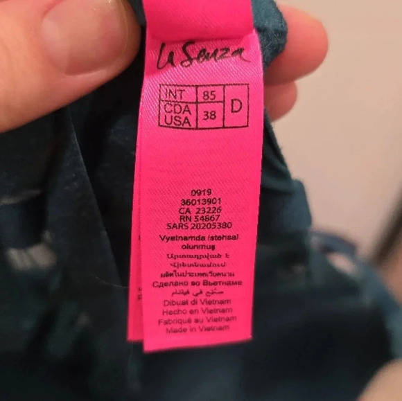 COPY - La SENZA Teal Lace Trim Bra - Picture 3 of 4